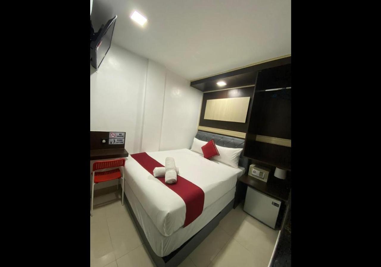 Red Velvet Inn Bukit Bintang 쿠알라룸푸르 외부 사진